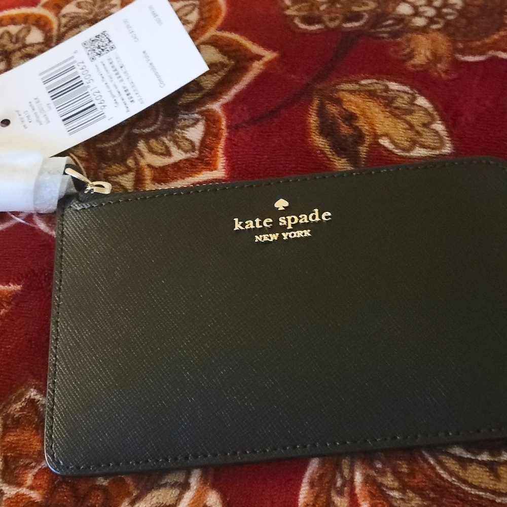 Kate Spade Small Wristlet NWT. - Picture 3 of 4